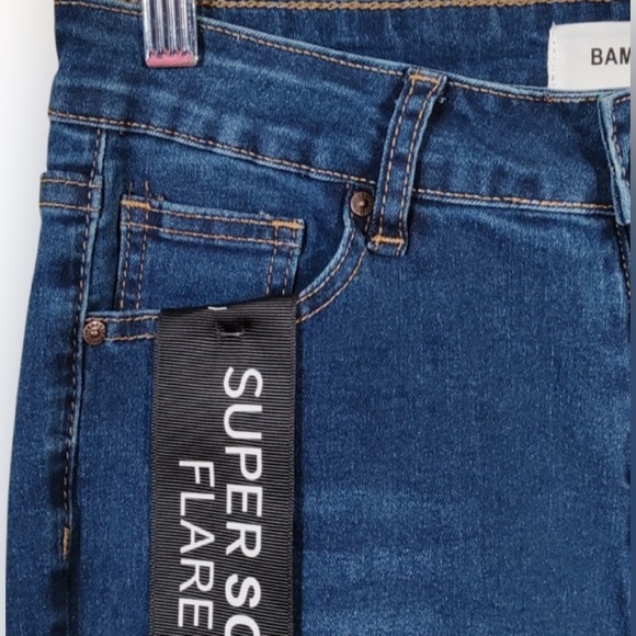 NWT BAMBOO Blue Flare Jeans with Intricate Embroidered Flowers Hearts - Picture 6 of 11